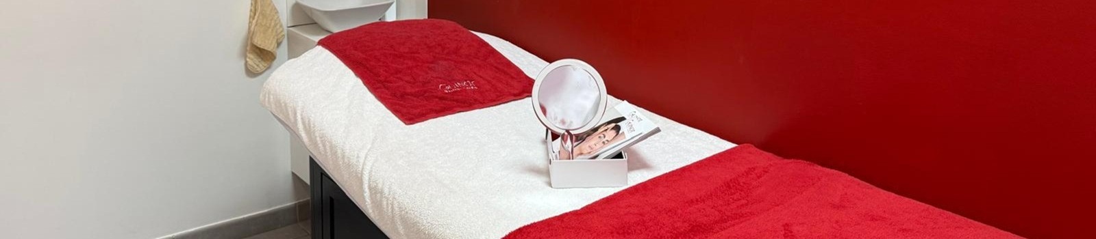 1764327969.1575MARSEILLE 11 5.jpg